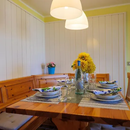 Apartment Casa Bellavista 2 *